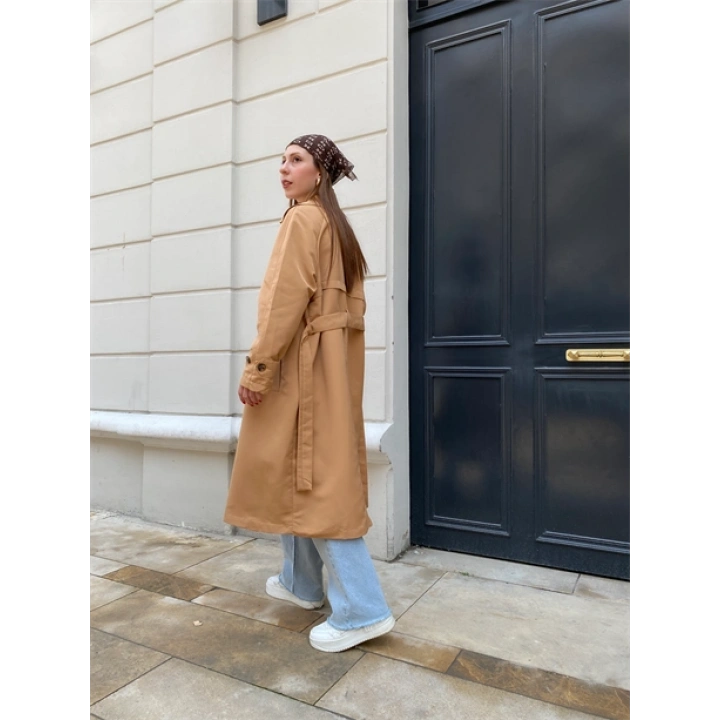 Camel Bershka Model Premium Oversize Trençkot
