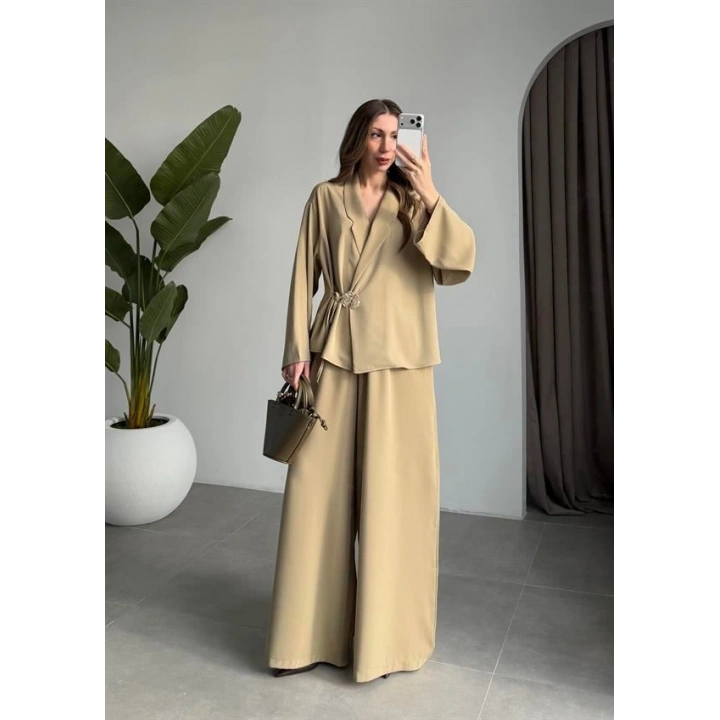 Çıkarılabilir Yonca Detaylı Mint Yeşili Takım