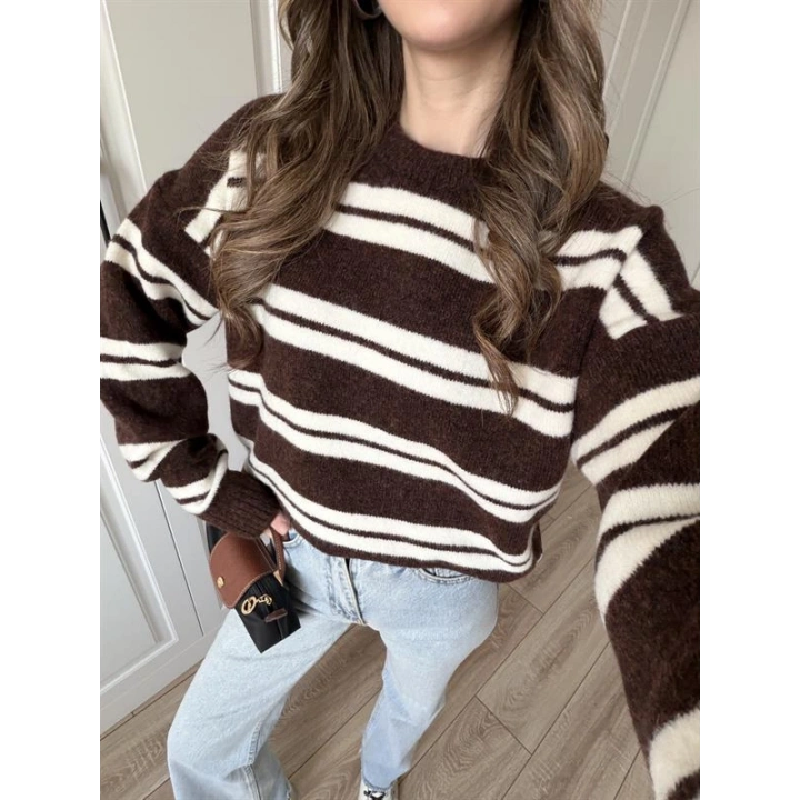 Çizgili Oversize Kahve Yün Kazak
