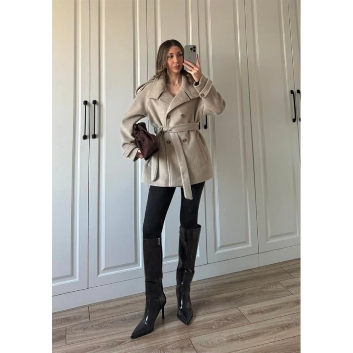 Dik Yaka Kruvaze Kuşaklı Vizon Yün Kaban