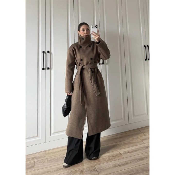 Dik Yaka Kuşaklı Kahve Yün Kaban