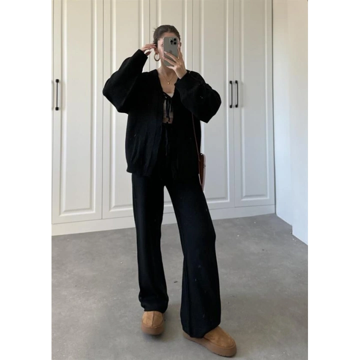 Esa Önü Bağlamalı Siyah Triko Hırka Takım