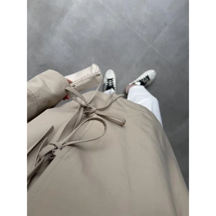 Fiyonk Detaylı Astarlı Haki Trençkot