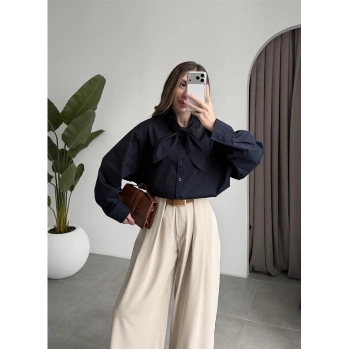 Fiyonklu Tasarım Poplin Lacivert Poplin Gömlek