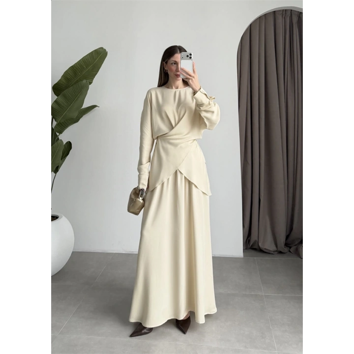 Floş Saten Bağlamalı Ekru Etek Takım