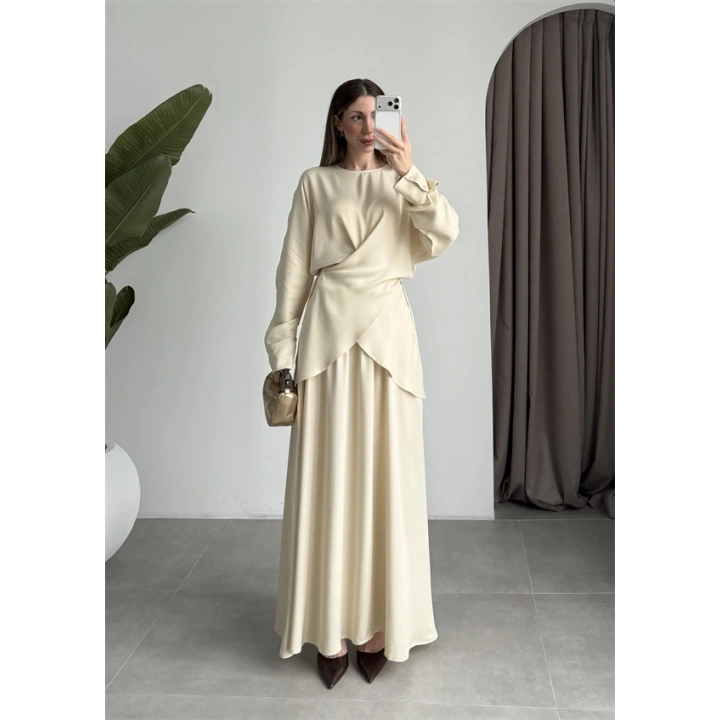 Floş Saten Bağlamalı Ekru Etek Takım