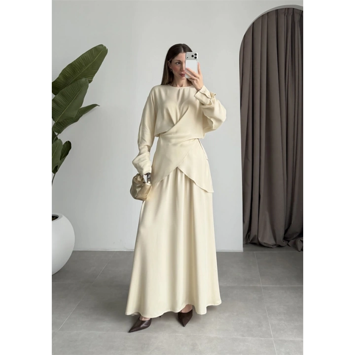 Floş Saten Bağlamalı Ekru Etek Takım