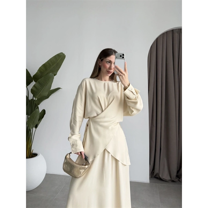 Floş Saten Bağlamalı Ekru Etek Takım