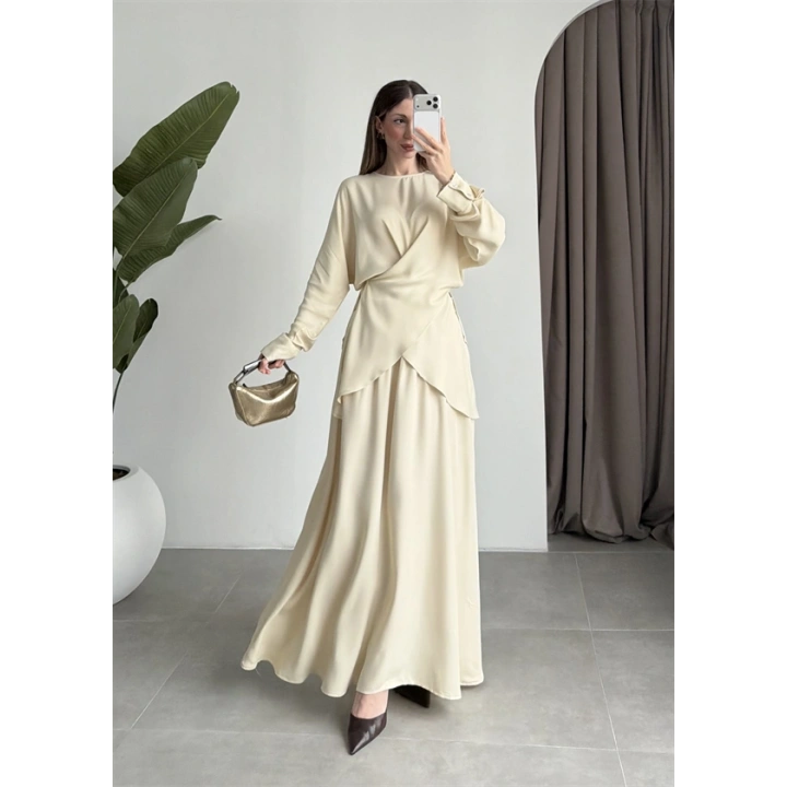 Floş Saten Bağlamalı Ekru Etek Takım