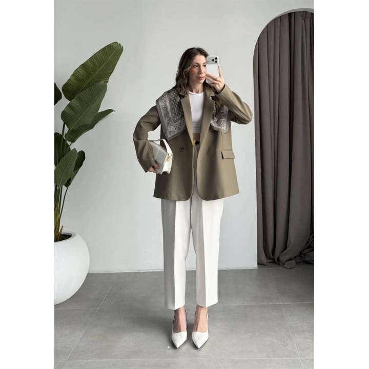 Fular Detaylı Astarlı Haki Blazer Ceket