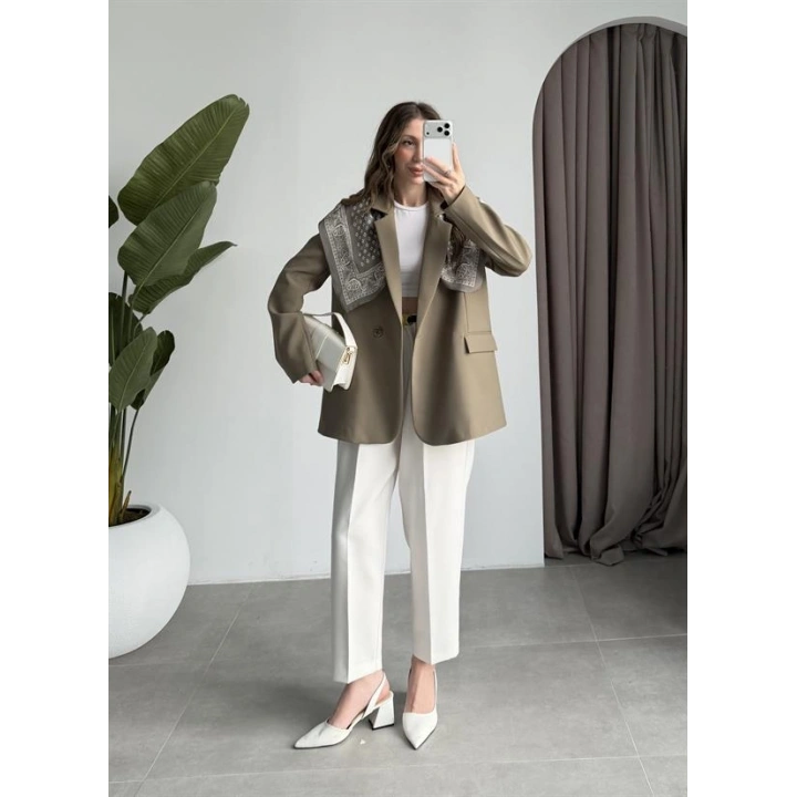 Fular Detaylı Astarlı Haki Blazer Ceket