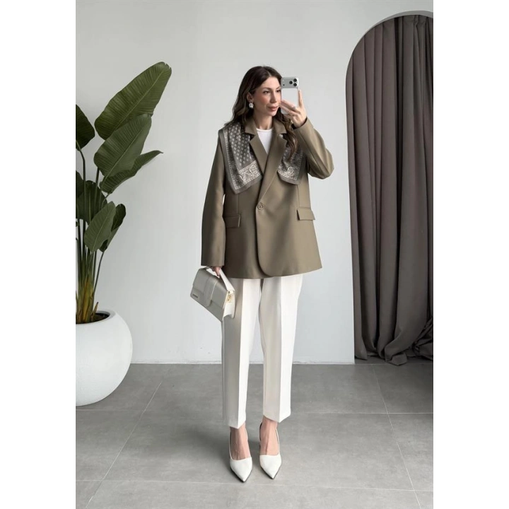 Fular Detaylı Astarlı Haki Blazer Ceket