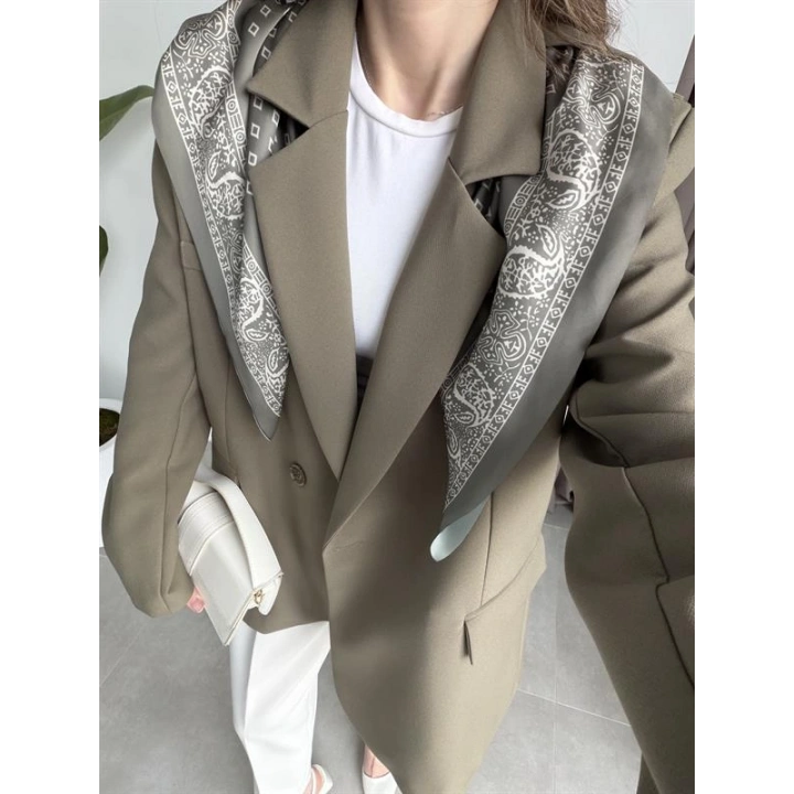 Fular Detaylı Astarlı Haki Blazer Ceket