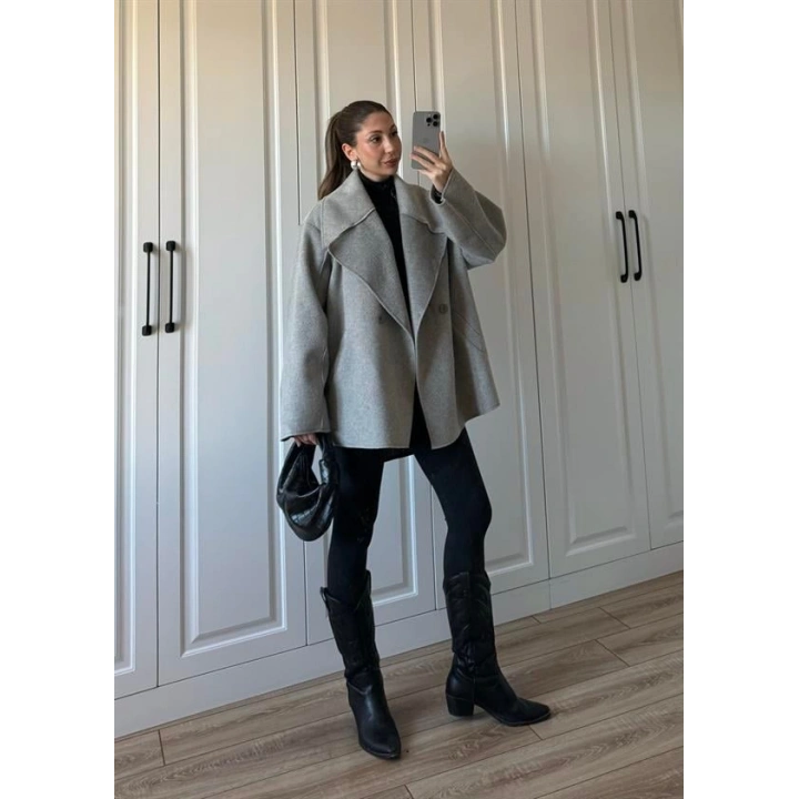 Geniş Yaka Oversize Gri Kaban