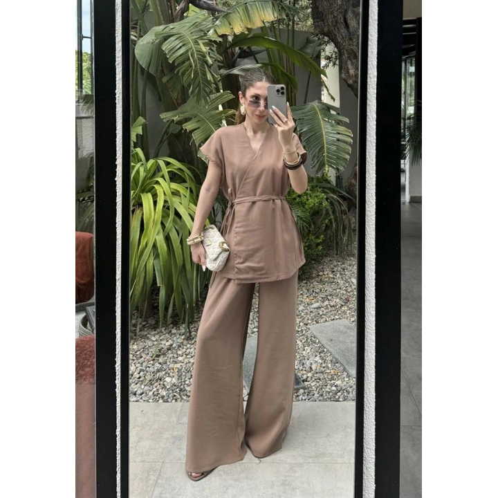 Haze Tensel Bağlamalı Cappuccino Yelek Takım