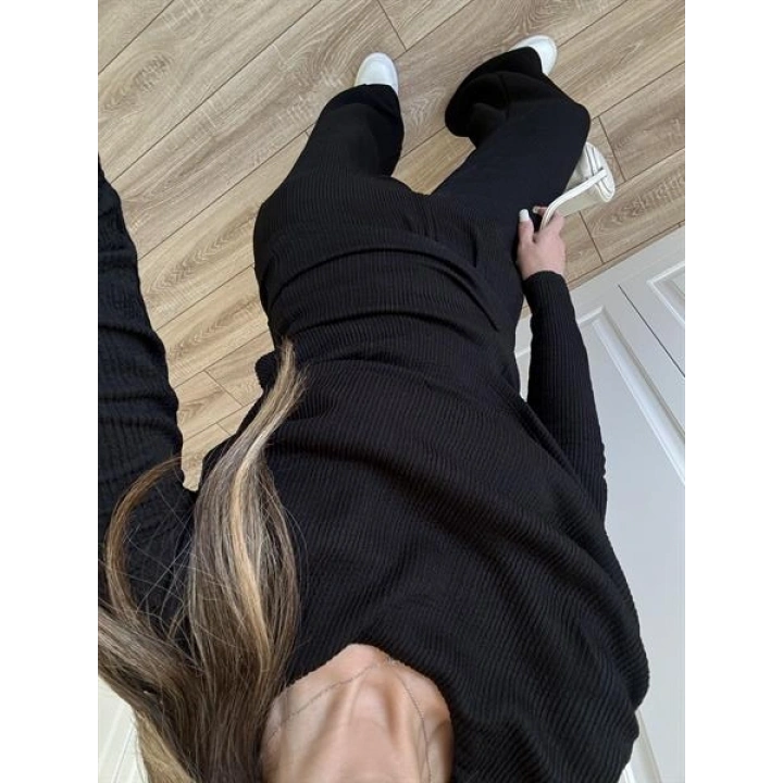 Kayık Yaka Büzgülü Siyah Bluz Takım