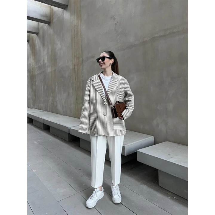 Kemerli Beyaz Havuç Kumaş Pantolon