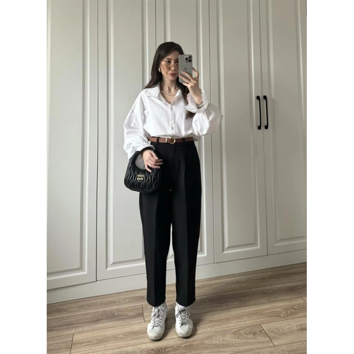 Kemerli Siyah Havuç Kumaş Pantolon