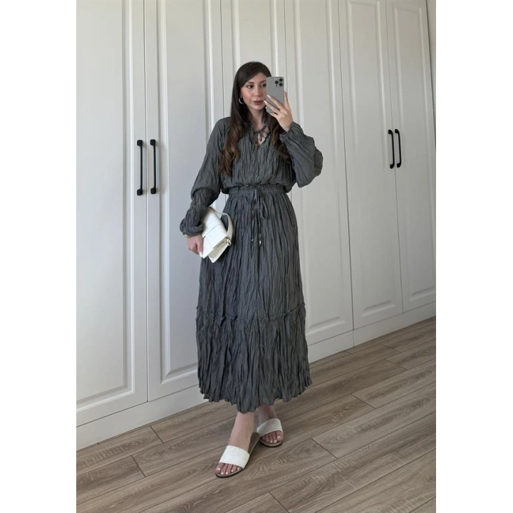 Kraş Kumaş Antrasit Etekli Takım