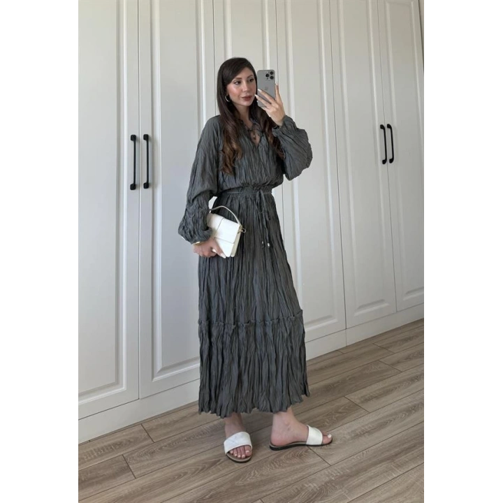 Kraş Kumaş Antrasit Etekli Takım