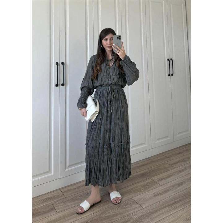 Kraş Kumaş Antrasit Etekli Takım