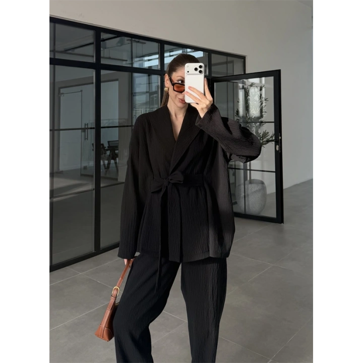 Krinkıl Bağlamalı Siyah Takım