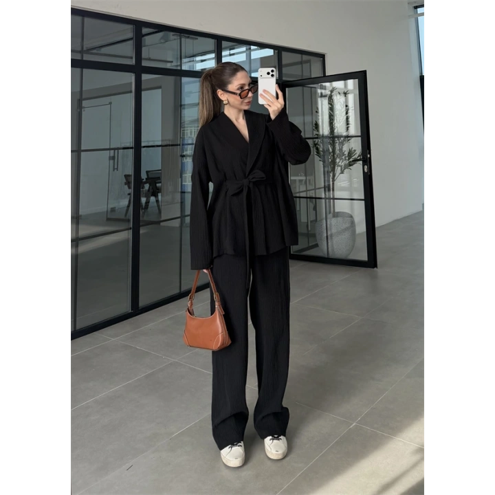 Krinkıl Bağlamalı Siyah Takım