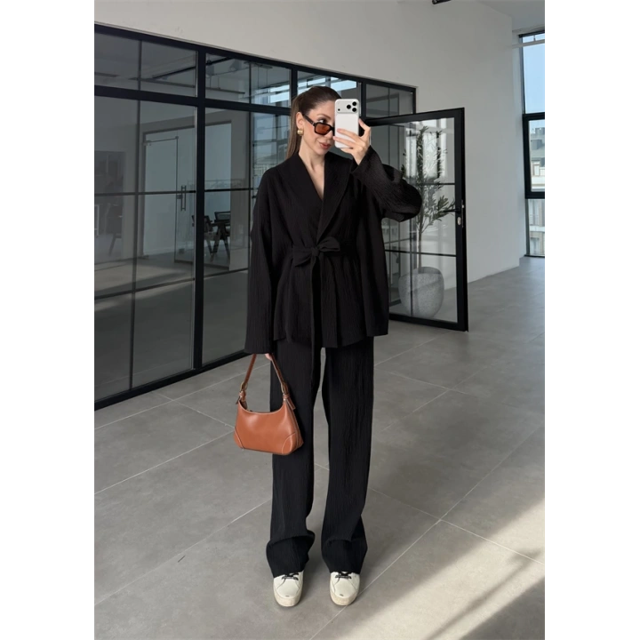 Krinkıl Bağlamalı Siyah Takım