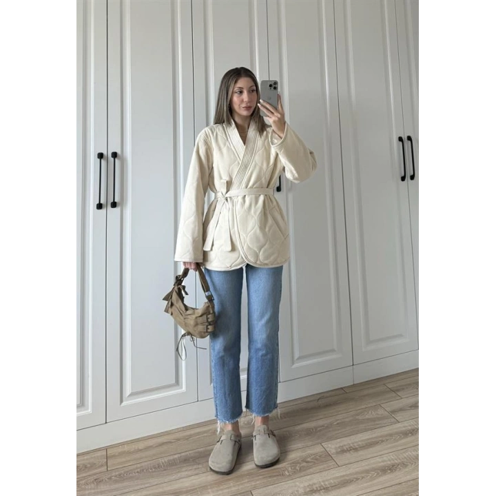 Kuşaklı Astarlı Taş Kapitone Ceket