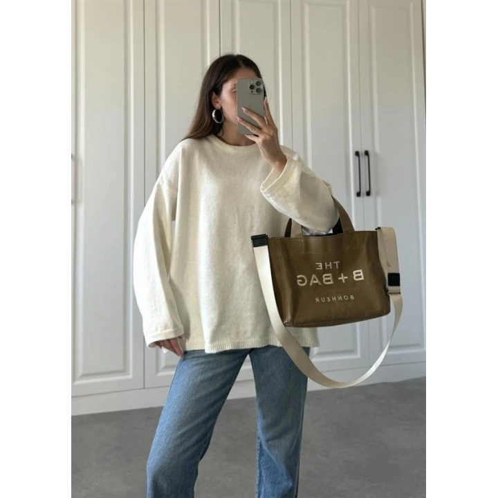 Lia Ekru Pinterest Kazak