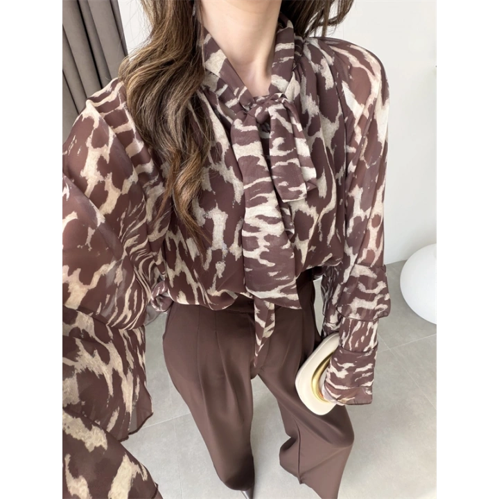 Lily Kahve Desenli Tül Bluz
