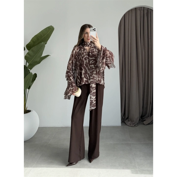 Lily Kahve Desenli Tül Bluz