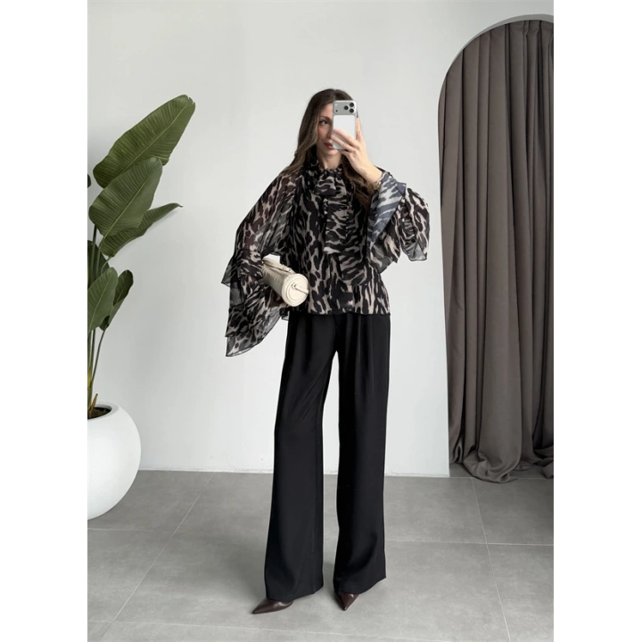 Lily Siyah Desenli Tül Bluz