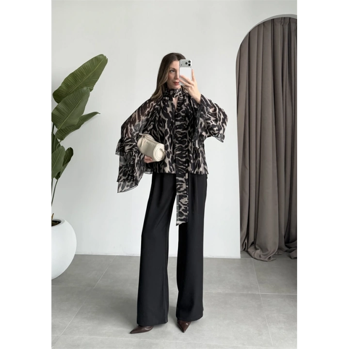 Lily Siyah Desenli Tül Bluz