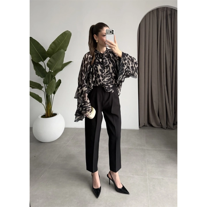 Lily Siyah Desenli Tül Bluz
