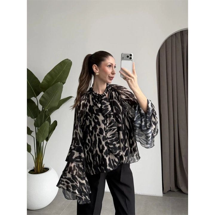 Lily Siyah Desenli Tül Bluz