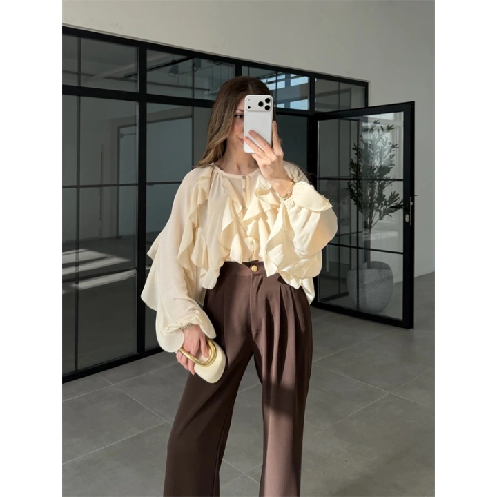 Milano Fırfırlı Ekru Tül Bluz