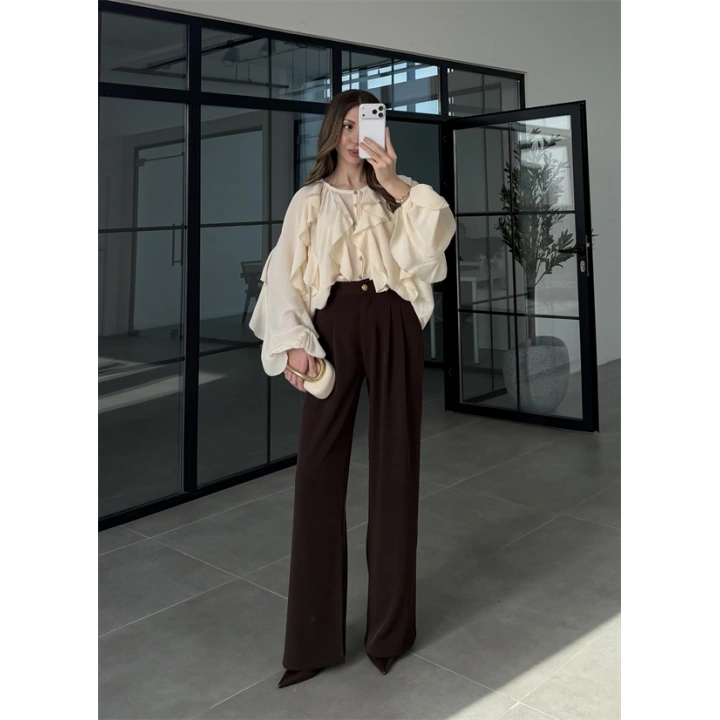 Milano Fırfırlı Ekru Tül Bluz