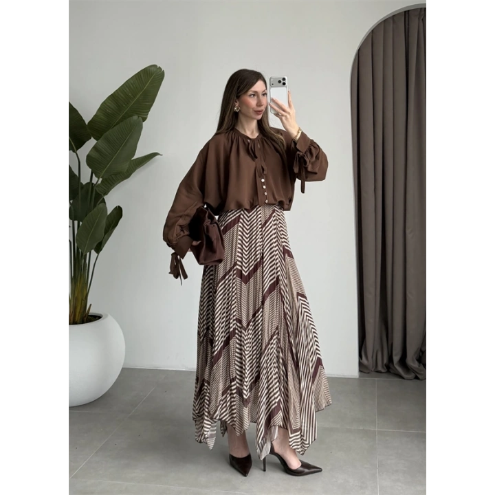 Önden Bağcıklı Kahve Bluz Gömlek