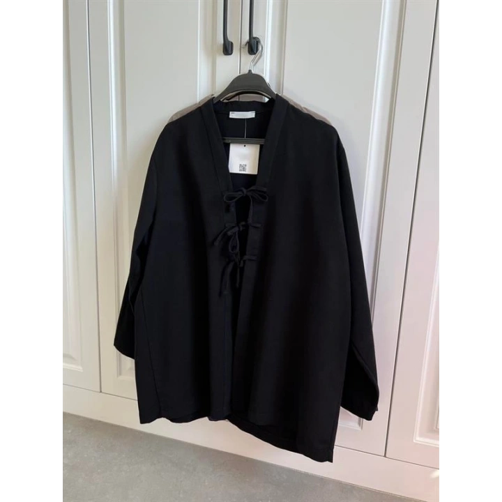 Önü Bağlamalı Siyah Keten Kimono