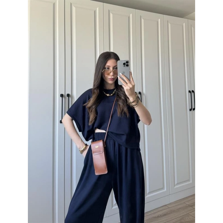 Oys Kumaş Bilek Detaylı Crop Lacivert Takım