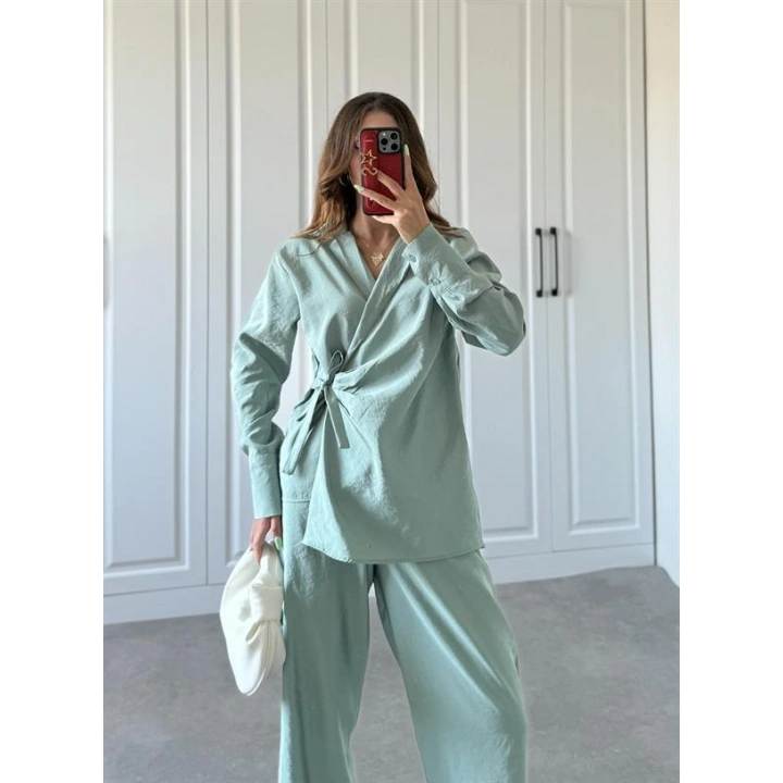 Parlak Kumaş Yandan Bağlamalı Mint Yeşili Takım