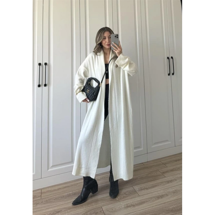 Pinterest Ekru Uzun Triko Hırka