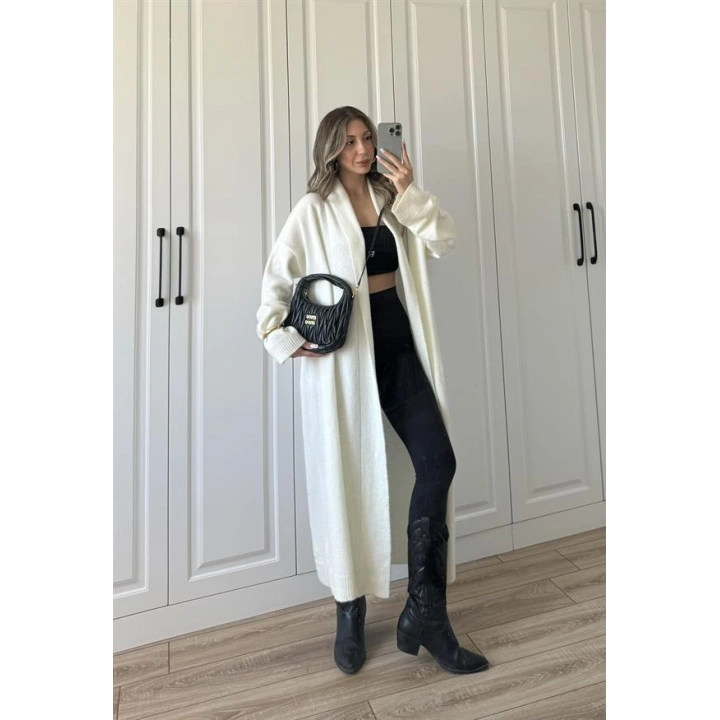 Pinterest Ekru Uzun Triko Hırka