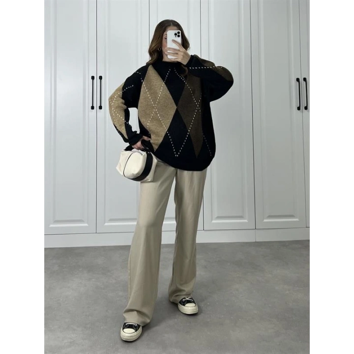 Pinterest Kahve Siyah Baklava Desenli Kazak