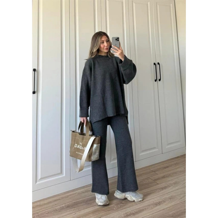 Sık Dokuma Tok Antrasit Triko Takım