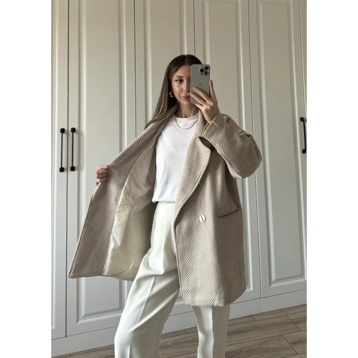 Taş Balıksırtı Desenli Kaşe Kaban