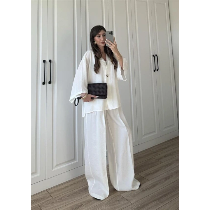 Tek Düğmeli Oversize Beyaz Gömlek Takım