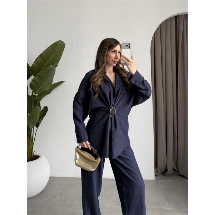 Tokalı İthal Kumaş Lacivert Gömlek Takım