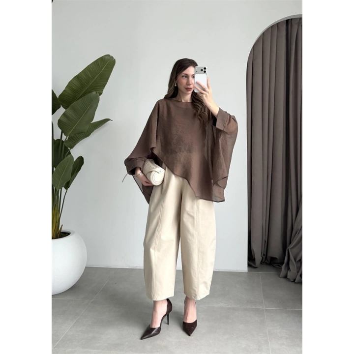 Uçuşan Pelerin Kahve Tül Bluz